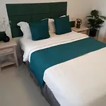 La Perla Urbana Apartman *